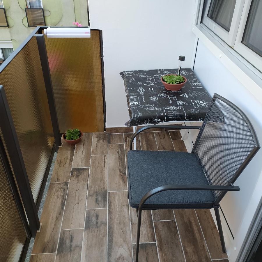 Krenusz Vendeghaz. Apartment Kaposvar Exterior photo